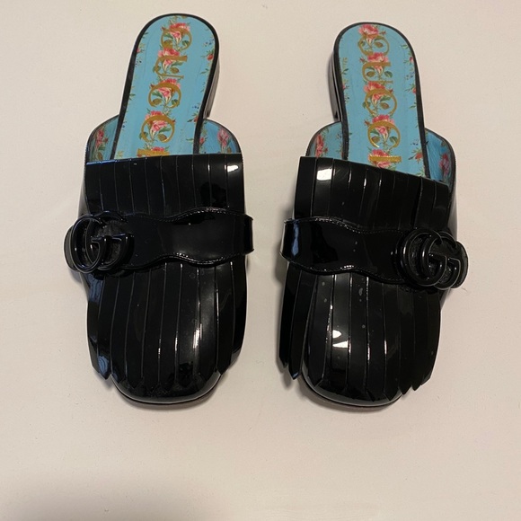 Gucci Shoes - GUCCI Marmont Patent Leather Slipper Mules Slides